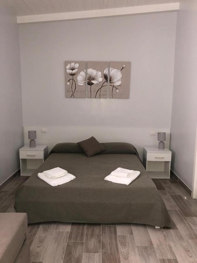 B&B Vittorio Emanuele Cirò Marina Eksteriør billede