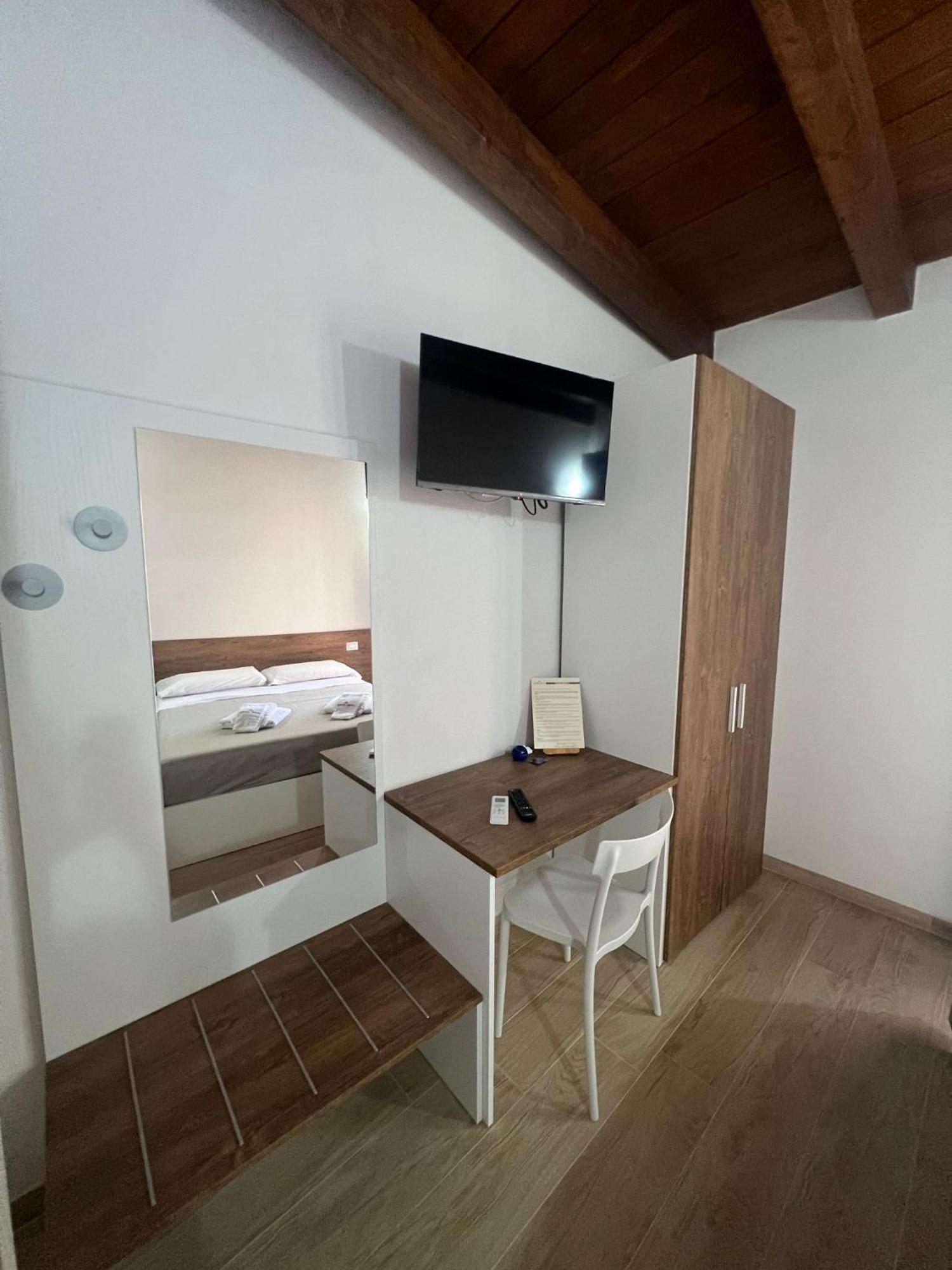B&B Vittorio Emanuele Cirò Marina Eksteriør billede