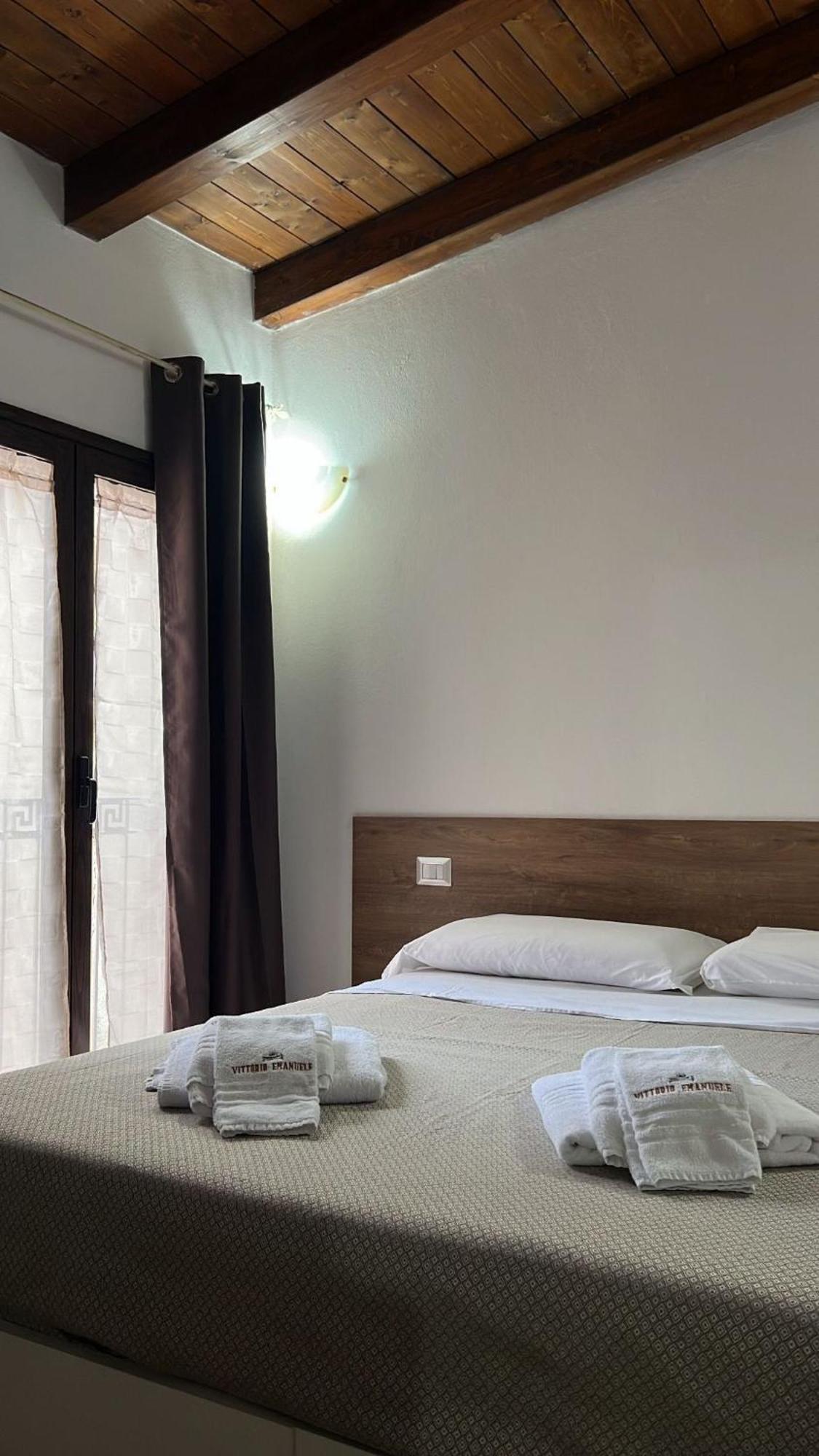 B&B Vittorio Emanuele Cirò Marina Eksteriør billede