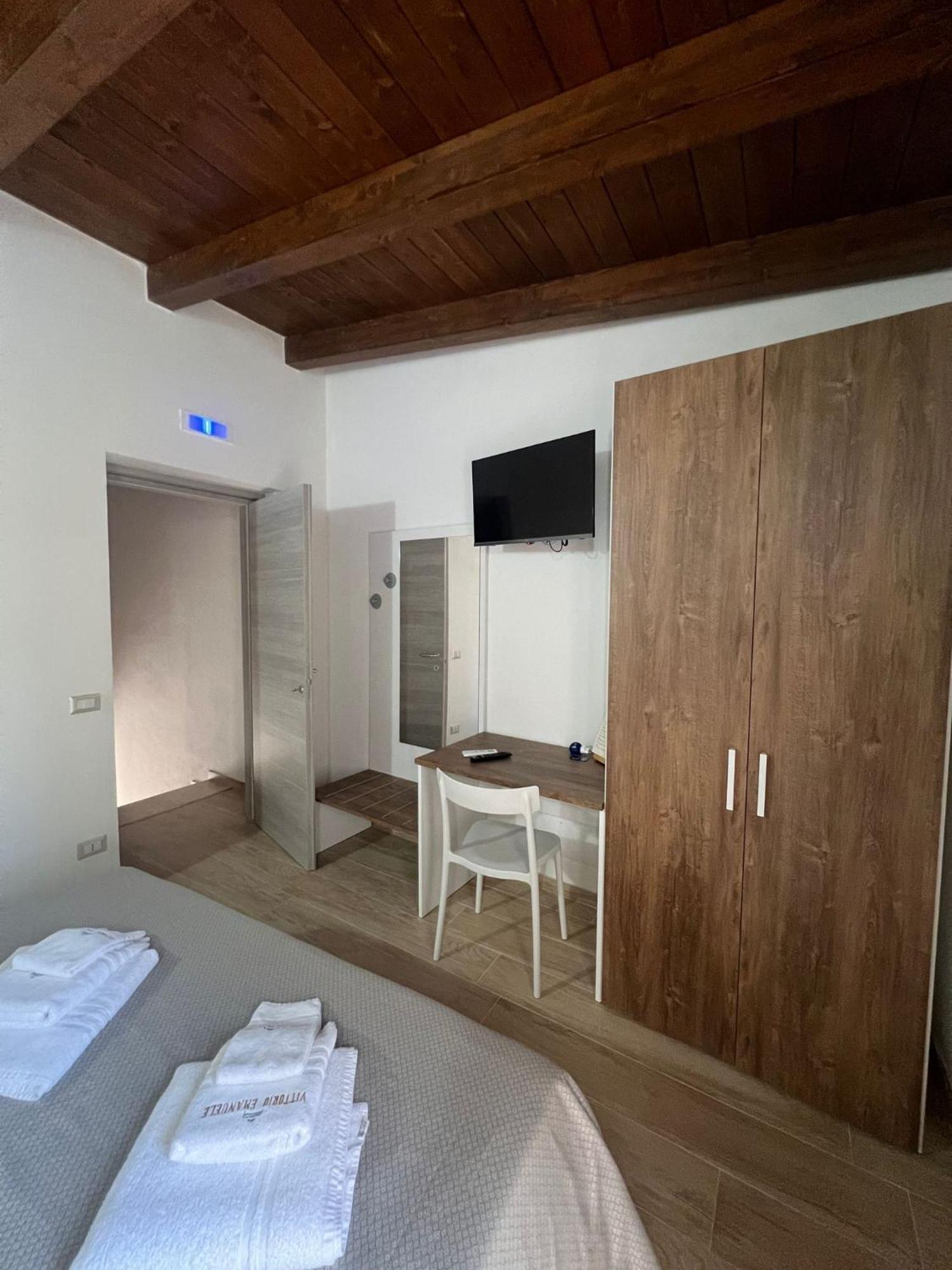 B&B Vittorio Emanuele Cirò Marina Eksteriør billede